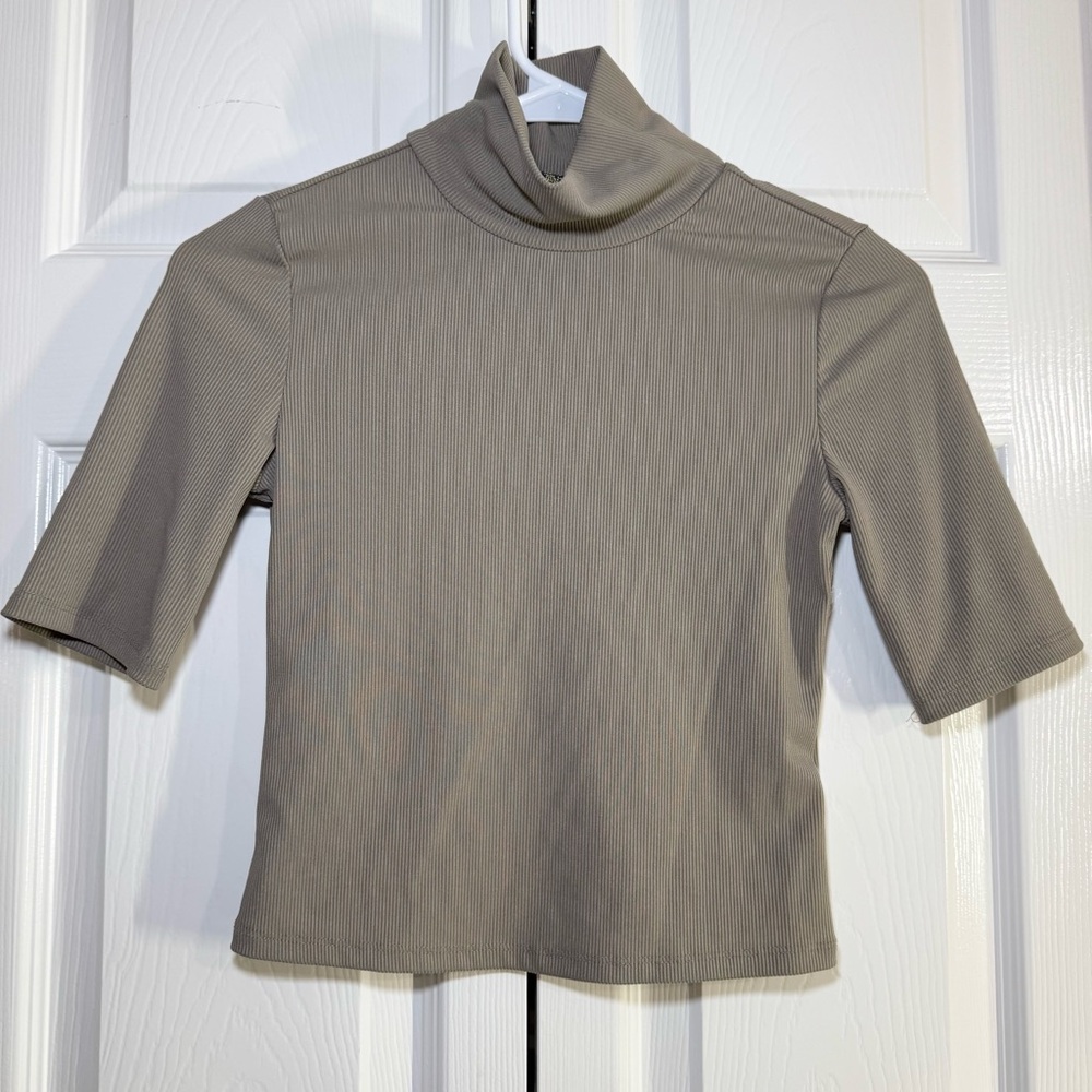 AFRM Alix Turtleneck Half-sleeves Ribbed Knit Crop Top - XS